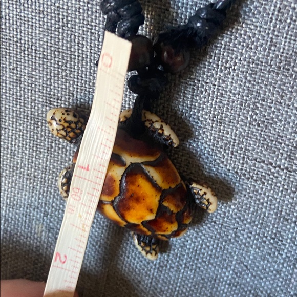 NEW Resin TURTLE PENDANT ADJUSTABLE CORD NECKLACE - Picture 6 of 7